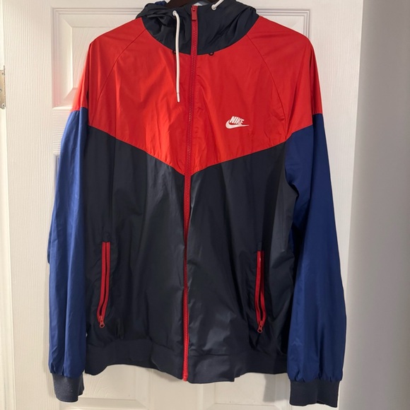Nike Other - Nike Men's Red and Navy Windbreaker